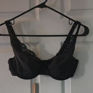 SKIMS Fits Everybody Lace Unlined Bra